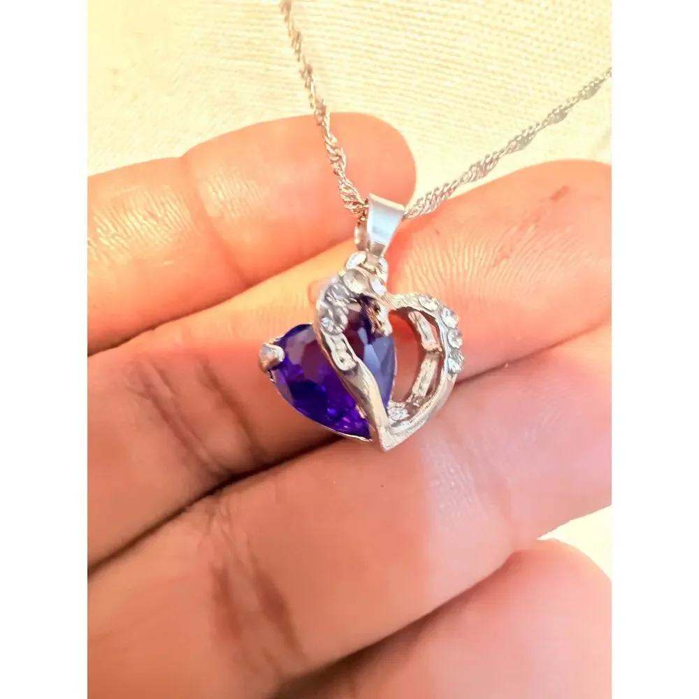 Vintage Purple Heart Rhinestone Necklace 16”